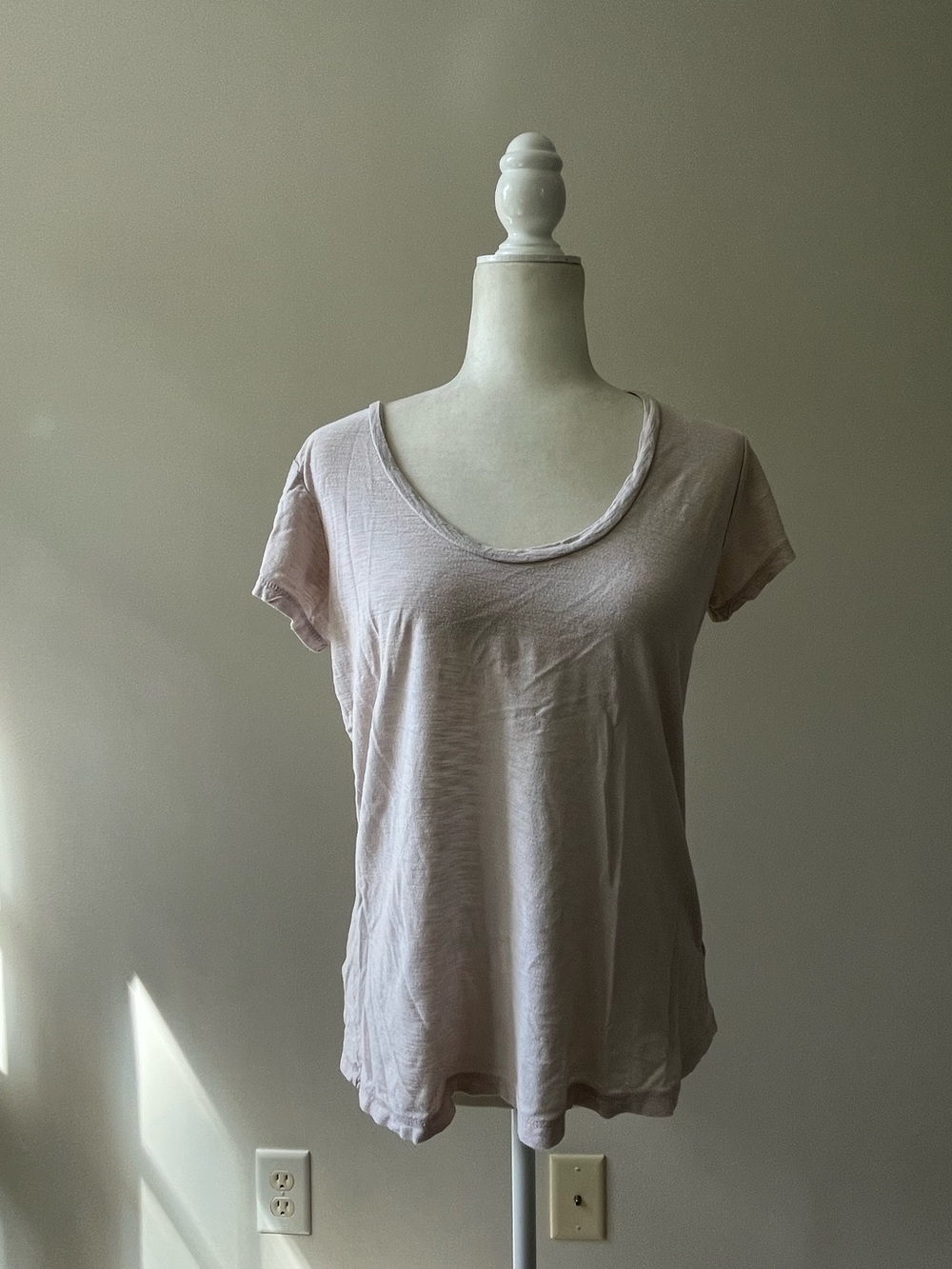James Perse Cream Scoop Neck Tee